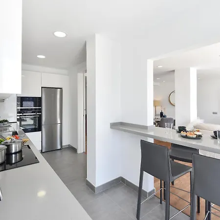Don Carlos Apartment *